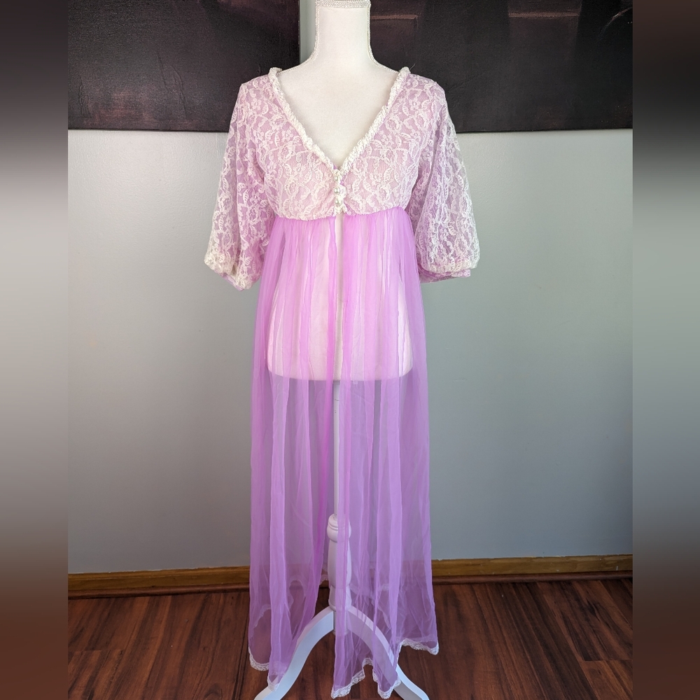 Vintage purple mesh peignoir
